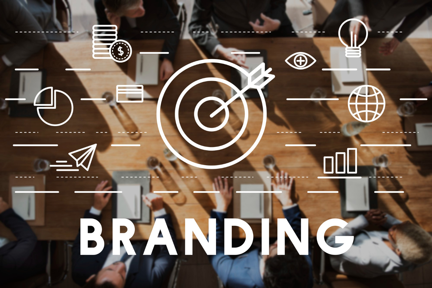 You are currently viewing Personal vs. Corporate Branding: Which One Will Dominate in 2025?